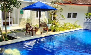 Villa with private pool in Batu Layar near the Jayakarta Hotel