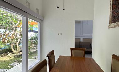 Villa with private pool in Batu Layar near the Jayakarta Hotel