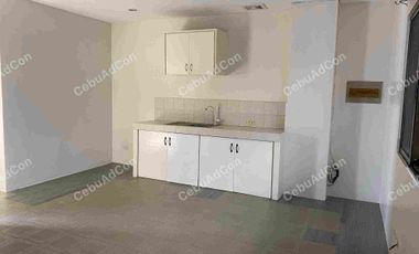 UNFURNISHED 2BEDROOM FOR RENT