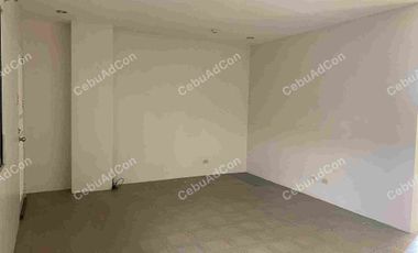 UNFURNISHED 2BEDROOM FOR RENT