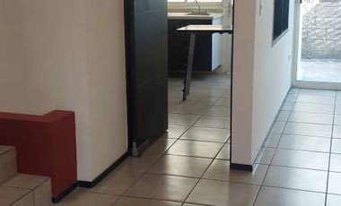 Venta de Casa en Cuautlancingo- Fracc. Villas del Márquez