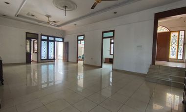 DIJUAL Rumah 380m2 Bebas Banjir Di Kota Tangerang - (UMI047)