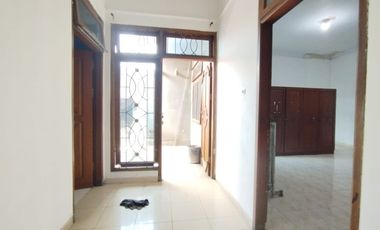 DIJUAL Rumah 380m2 Bebas Banjir Di Kota Tangerang - (UMI047)