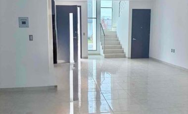 🏡 Casa en Venta en Explanada Sur