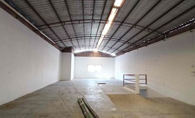 Bodega en renta cerca del libramiento sur 440 mts2