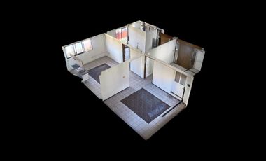 Amplia casa en calle cerrada