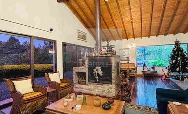 Casa Campestre en Parcelación cerrada El Retiro se acepta permuta en parte de pago