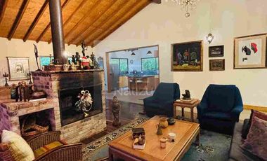 Casa Campestre en Parcelación cerrada El Retiro se acepta permuta en parte de pago