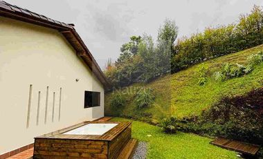 Casa Campestre en Parcelación cerrada El Retiro se acepta permuta en parte de pago