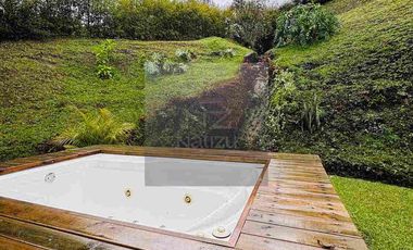 Casa Campestre en Parcelación cerrada El Retiro se acepta permuta en parte de pago