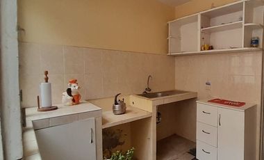 Venta De Casa Como Terreno Frente Al Mar – Ancón