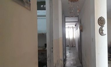 Venta De Casa Como Terreno Frente Al Mar – Ancón