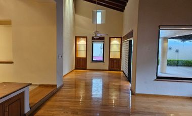 𝗥𝗘𝗦𝗜𝗗𝗘𝗡𝗖𝗜𝗔 𝗗𝗘 𝗟𝗨𝗝𝗢 𝗘𝗡 𝗩𝗘𝗡𝗧𝗔 𝗭𝗢𝗡𝗔 𝗡𝗢𝗥𝗧𝗘