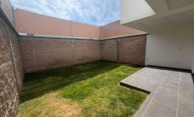 Hermosa casa Nueva en Venta, a 2 min de la Carretera México Toluca!