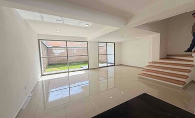 Hermosa casa Nueva en Venta, a 2 min de la Carretera México Toluca!
