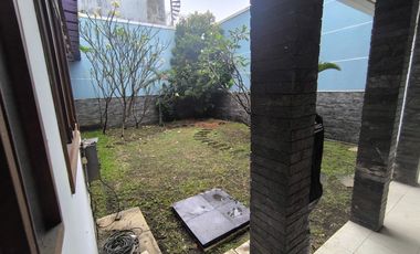 Rumah mewah 2 lantai siap huni di batunggal indah bandung