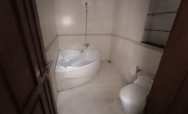 Rumah mewah 2 lantai siap huni di batunggal indah bandung