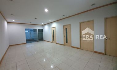 RUKO 2 LANTAI DISEWAKAN AREA PASAR LEGI