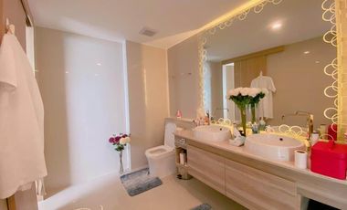 Stunning Sea View Condo 2 Bed, 2 Bath  81.30 SQM. @ Riviera Jomtien