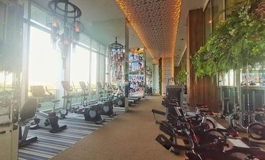 Stunning Sea View Condo 2 Bed, 2 Bath  81.30 SQM. @ Riviera Jomtien