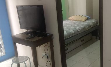 Disewakan Murah Apt Puripark View 2 BR , baru Renov.
