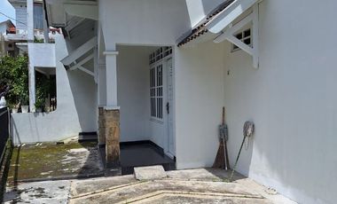 Rumah Unfurnished Siap Huni Komplek Perum Area Dongkelan Yogyakarta