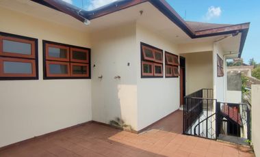 FOR RENT: Luxurious 2-story, 5-bedroom, beautiful house with swimming pool in Cilandak, South Jakarta