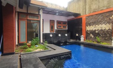 FOR RENT: Luxurious 2-story, 5-bedroom, beautiful house with swimming pool in Cilandak, South Jakarta