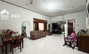 RUMAH DIJUAL DI SOLO JEBRES DEKAT RS DR OEN KANDANG SAPI