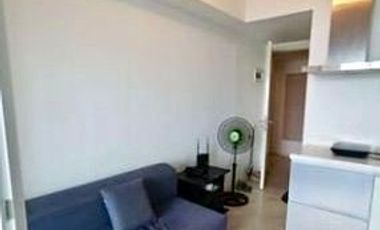 AZURE05XXP: For Rent Fully Furnished 1BR with Balcony in Azure Resort Residences