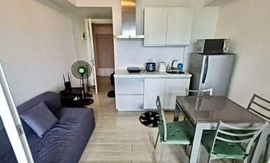 AZURE05XXP: For Rent Fully Furnished 1BR with Balcony in Azure Resort Residences
