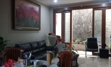 Dijual Rumah Siap Huni Lokasi Strategis Dekat Lebak Bulus Daerah Puri Cinere