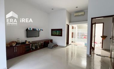 RUMAH DIJUAL DI SOLO DEKAT PAKUWON MALL SOLO BARU FULL FURNISHED
