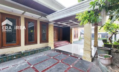 DISEWAKAN RUMAH MEWAH DI SOLO DEKAT PARAGON MALL