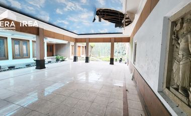 DISEWAKAN RUMAH MEWAH DI SOLO DEKAT PARAGON MALL