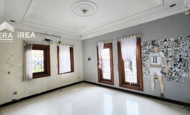 DISEWAKAN RUMAH MEWAH DI SOLO DEKAT PARAGON MALL