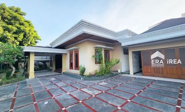 DISEWAKAN RUMAH MEWAH DI SOLO DEKAT PARAGON MALL