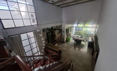 Rumah mewah 2 Lantai di Setiabudhi Bandung utara