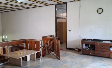 Rumah mewah 2 Lantai di Setiabudhi Bandung utara