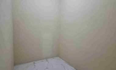 sewa rmh baru 2Lt di lebak ,bisa buat usaha depot,toko dll