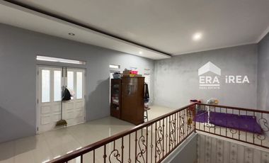 RUMAH DIJUAL DI SOLO DEKAT PASAR HARJODAKSINO SINGOSAREN PLAZA
