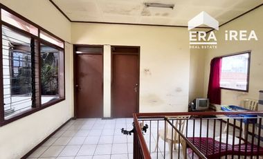 RUMAH DIJUAL DI SOLO DEKAT PASAR LEGI HOTEL MAHALAYA DAN STASIUN BALAPAN