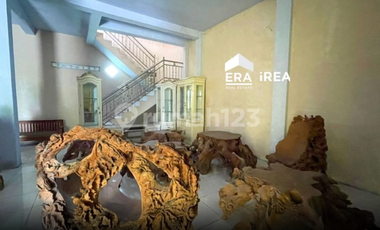 Dijual ruang usaha dan rumah Pengging Boyolali