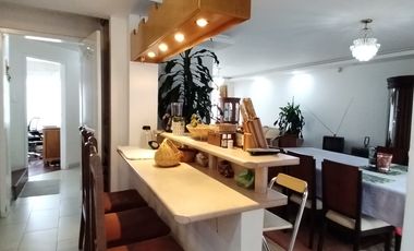 En Venta Casa en sector Carretas, cerca a Yanbal y Centro Comercial El Portal, Norte de Quito