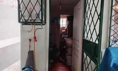 En Venta Casa en sector Carretas, cerca a Yanbal y Centro Comercial El Portal, Norte de Quito