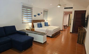 Remodeled 3-Bedroom Home for Rent in Playacar – Golf Views, Pool & Solar Panels