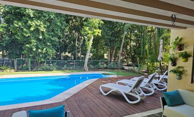 Remodeled 3-Bedroom Home for Rent in Playacar – Golf Views, Pool & Solar Panels