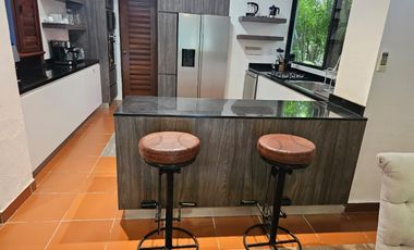 Remodeled 3-Bedroom Home for Rent in Playacar – Golf Views, Pool & Solar Panels