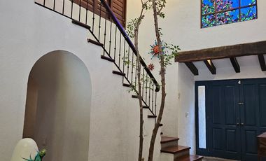 Remodeled 3-Bedroom Home for Rent in Playacar – Golf Views, Pool & Solar Panels