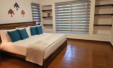 Remodeled 3-Bedroom Home for Rent in Playacar – Golf Views, Pool & Solar Panels